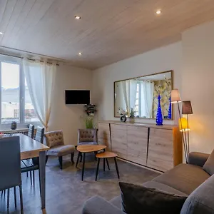  Appartement Le Président: Cosy T2, 2 à 4 Pers, Plein Centre France