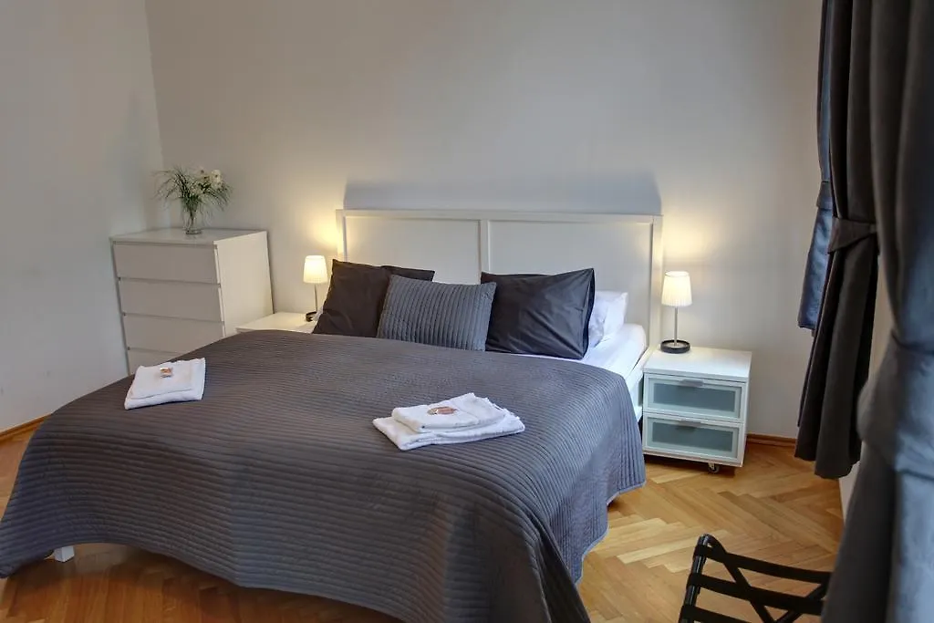 Gasser Apartments - Altstadt City Center Вена