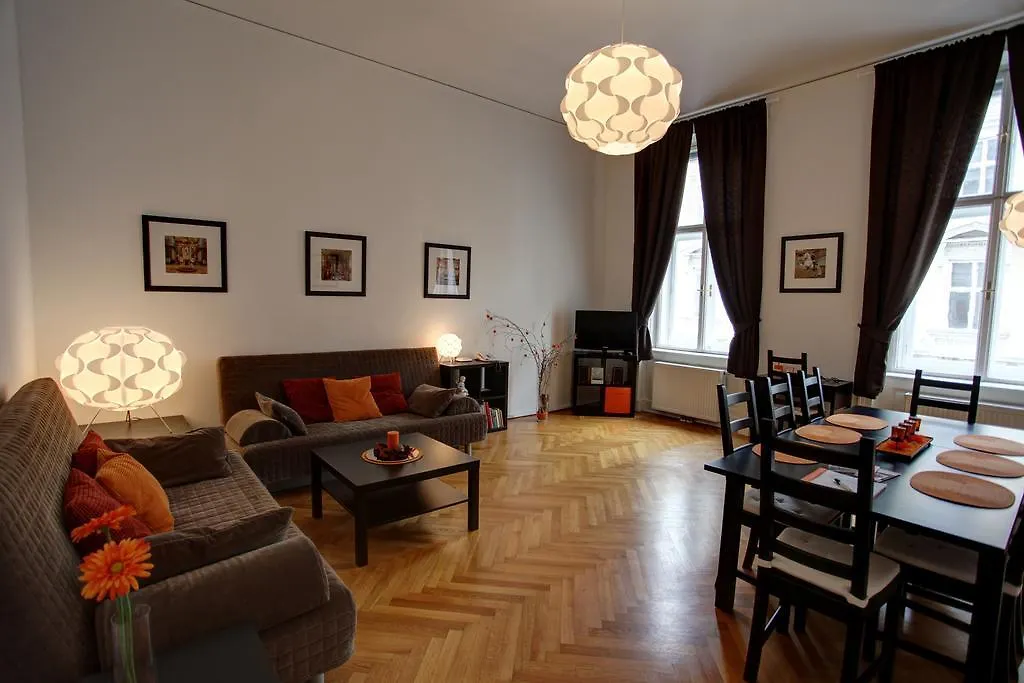 Gasser Apartments - Altstadt City Center Vienna Austria